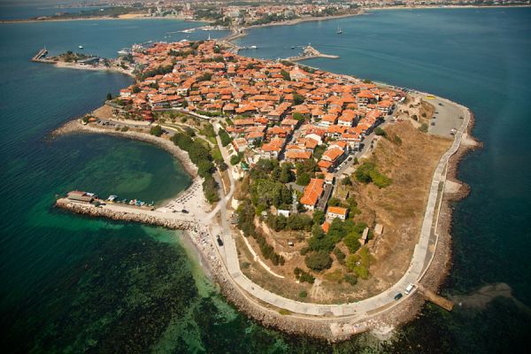 nesebar6BF25122-FFA7-A5A0-3A1B-28AFABF14BA9.jpg